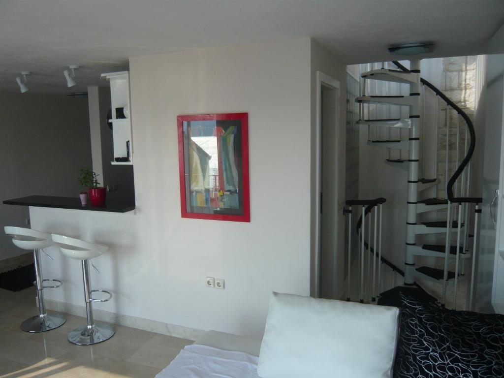 G&B Apartments Трогир Экстерьер фото